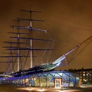 Black Pearl And Captain Sparrow Guest house