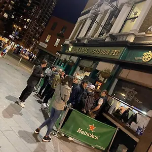 Woolwich Backpackers New Hostel