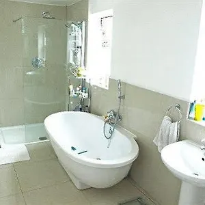 Russell House Hotel